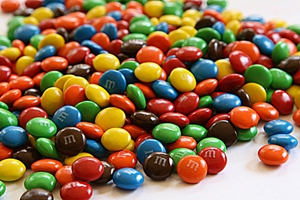 糖果屬于顆粒包裝機嗎？